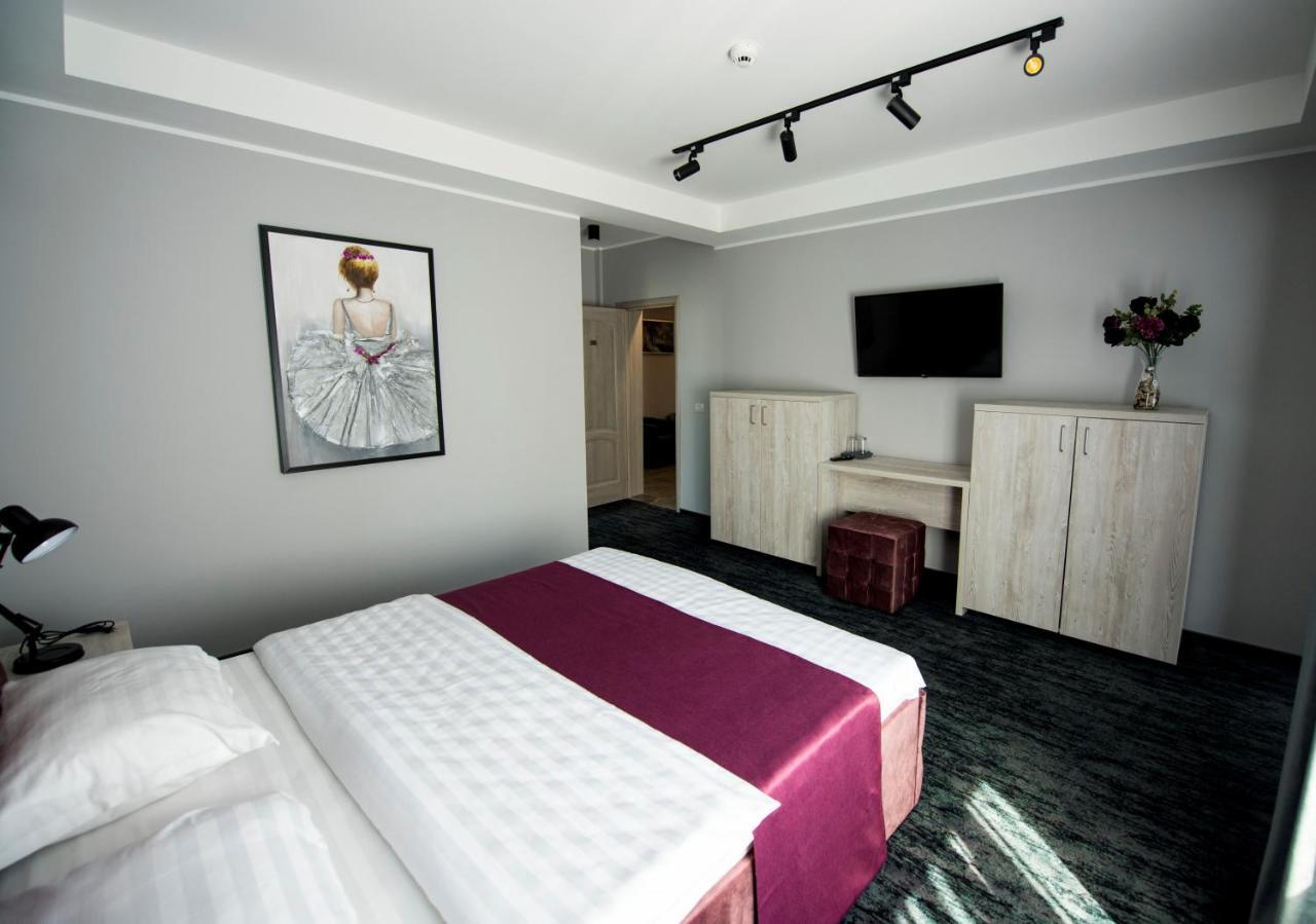 Zen Hotel Focşani Exterior foto